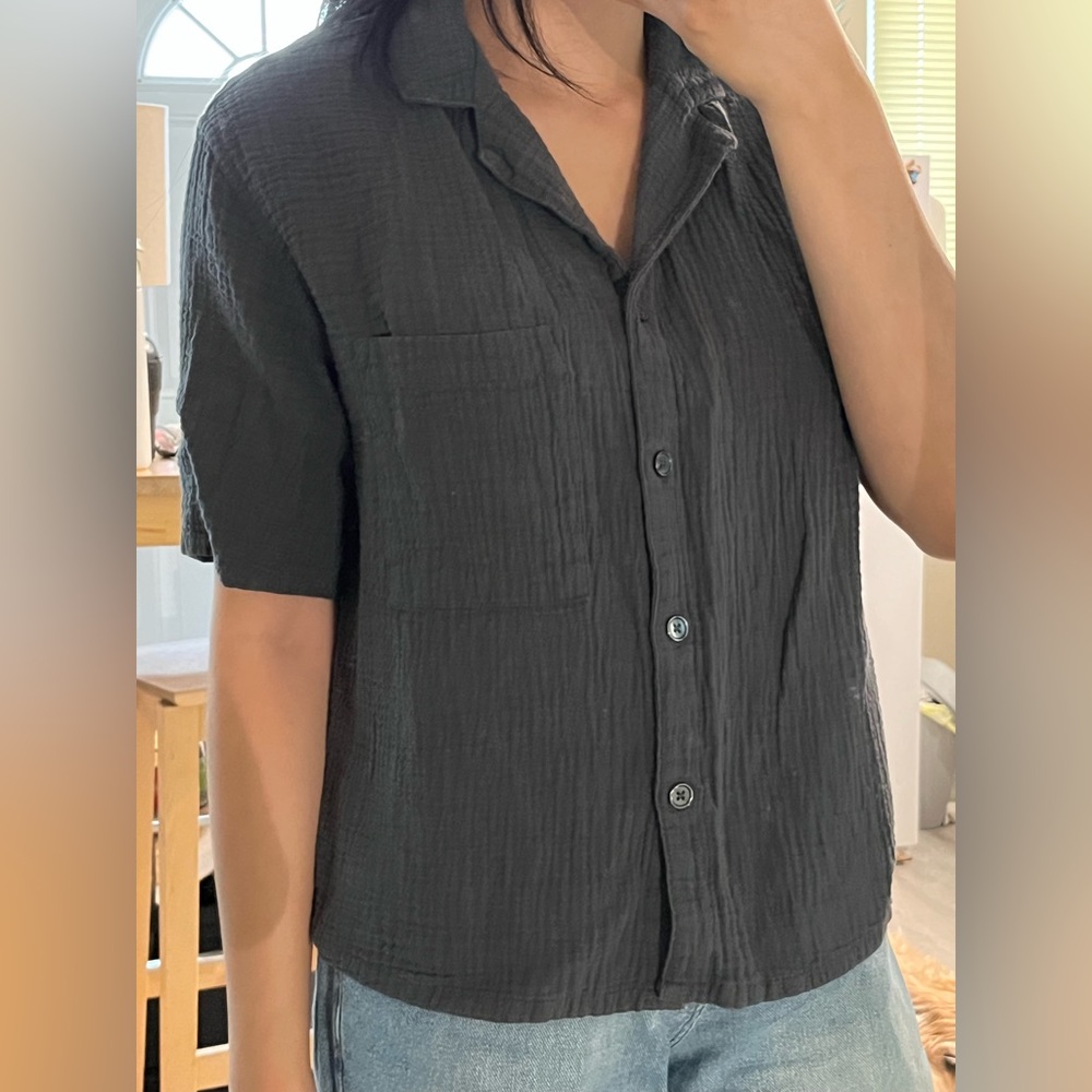 Women's Gray Top